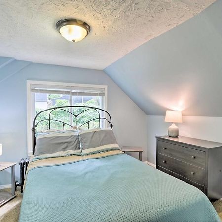 Enchanting Family House With Balcony Less Than 3 Mi To Wvu! モーガンタウン エクステリア 写真